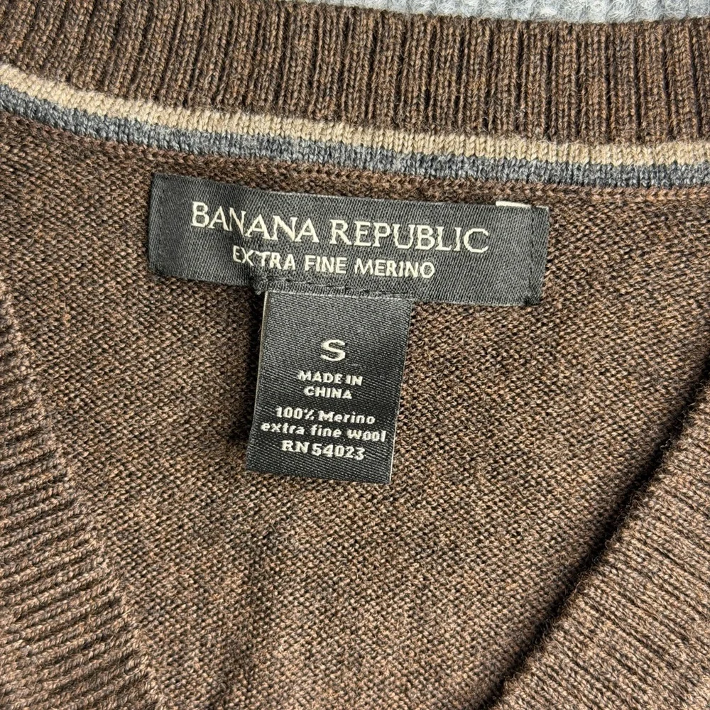 Banana Republic Sweater Mens Small Brown 100% Extra Fine Merino Wool V-Neck‎